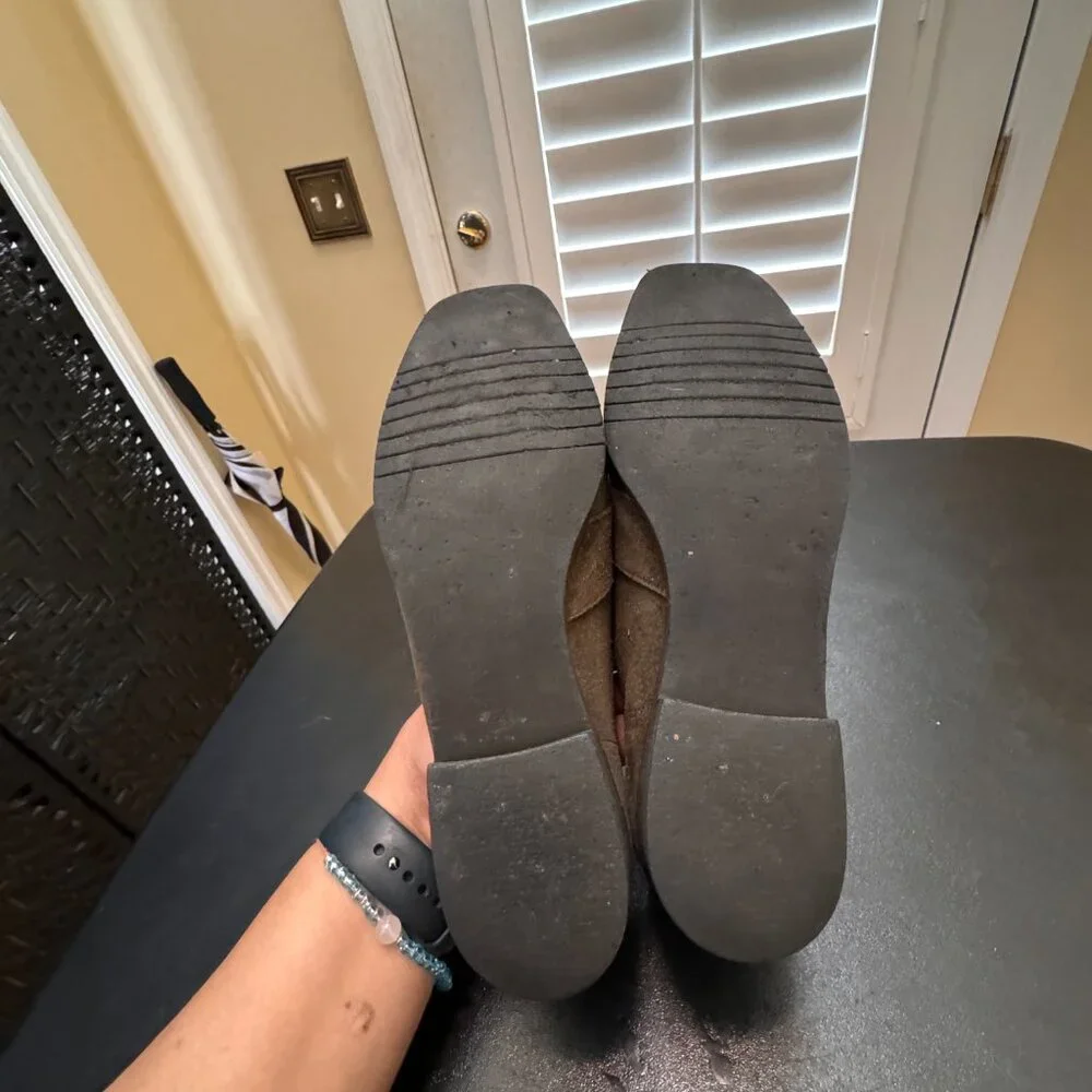 Salvatore Ferragamo size 5 green suede flats square toe